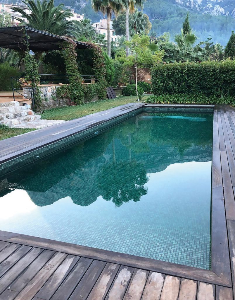 BALI STONE — view 2 — Uptiles Brisbane