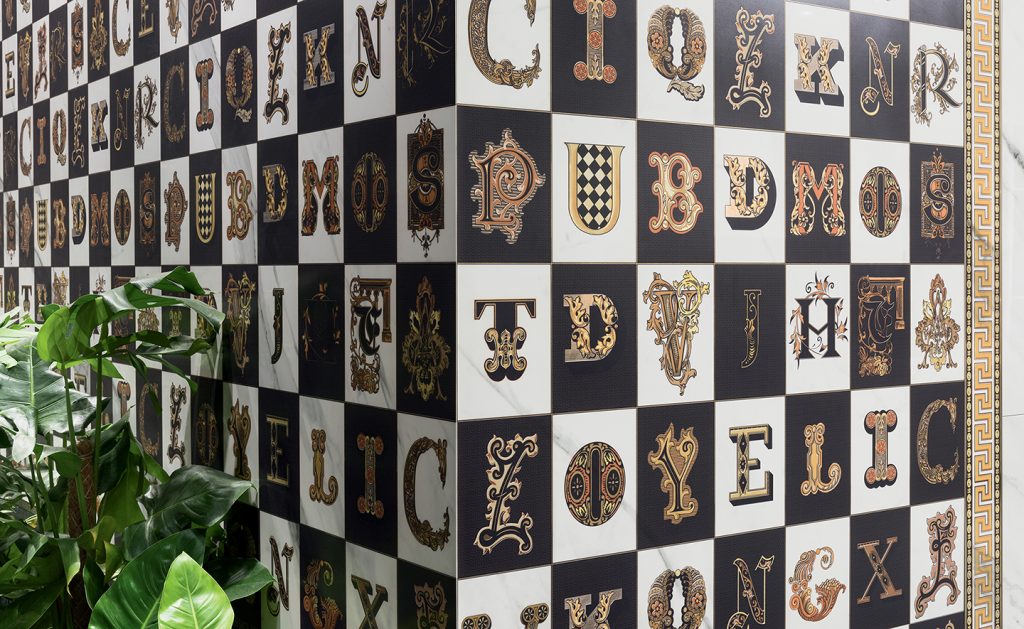 UPTILES - MAXIMVS COLLECTION BY VERSACE