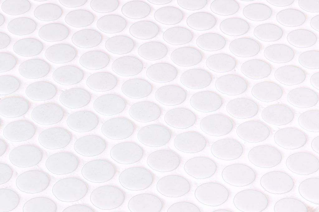 PENNY WHITE MATTE BY ONIX MOSAICS